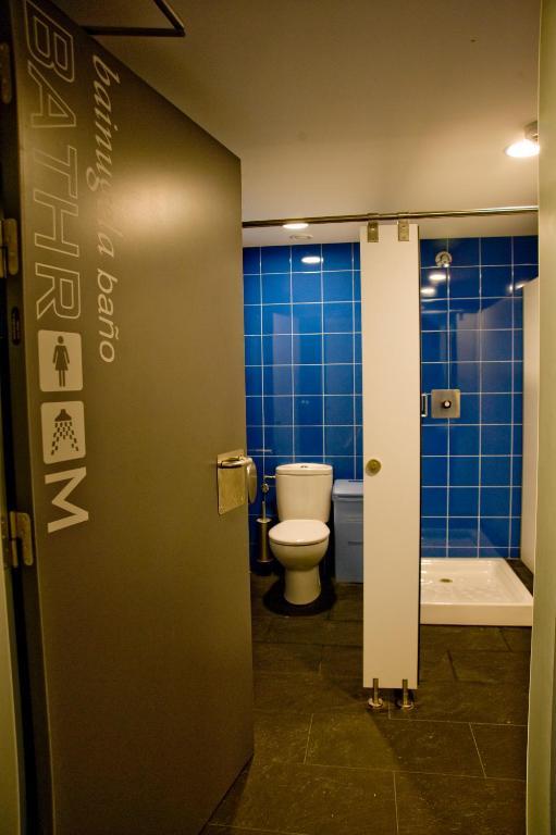 Bbk Bilbao Good Hostel Екстер'єр фото