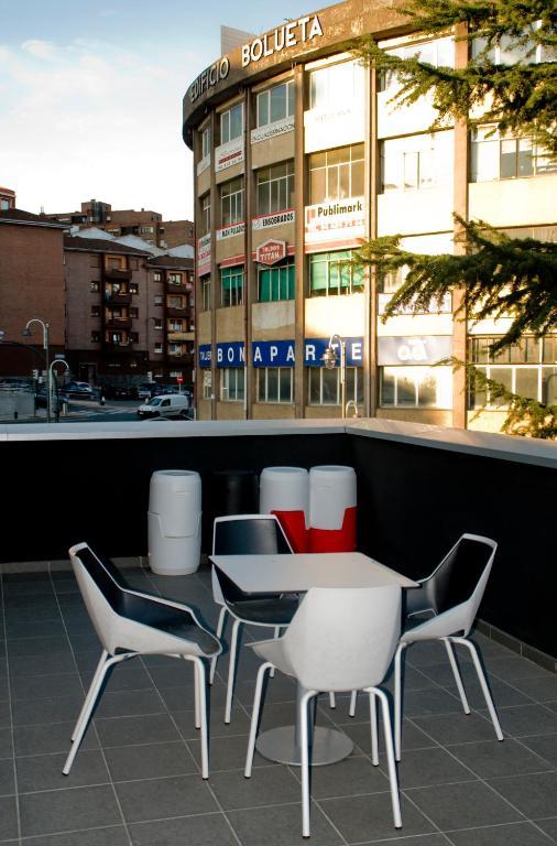 Bbk Bilbao Good Hostel Екстер'єр фото