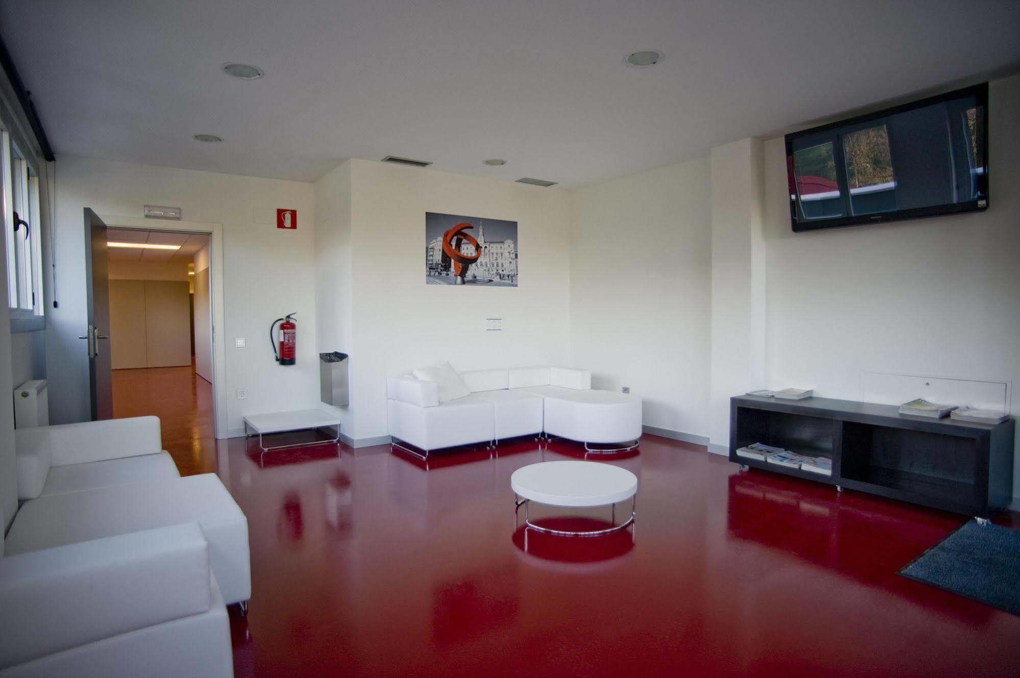 Bbk Bilbao Good Hostel Екстер'єр фото