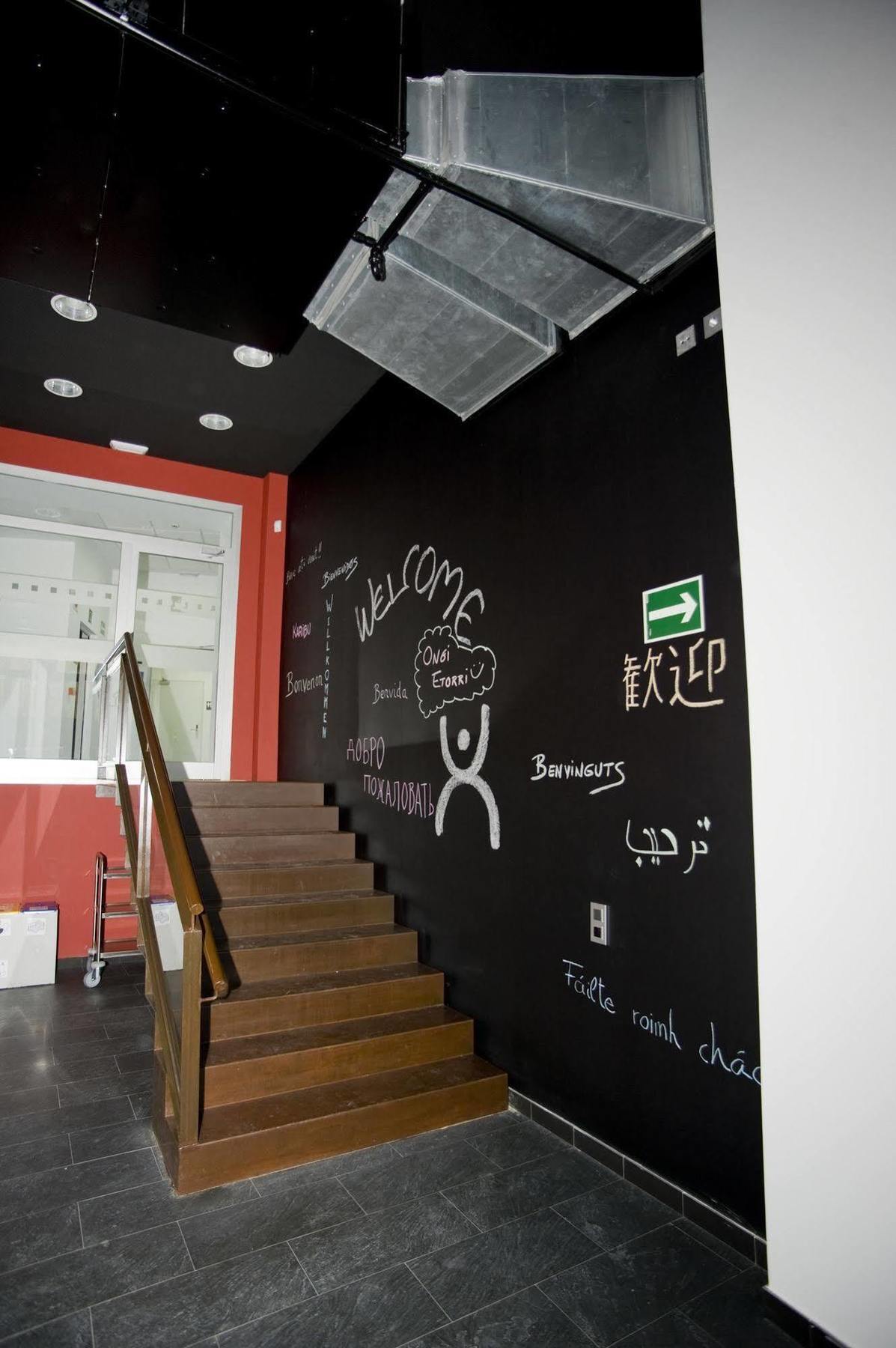 Bbk Bilbao Good Hostel Екстер'єр фото